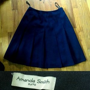 Pretty pleated navy skirt